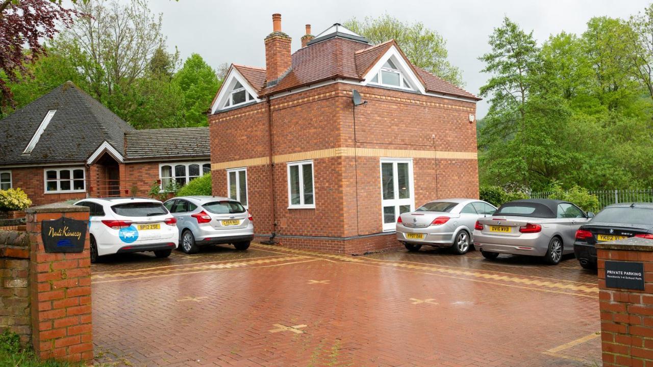 School Path Ironbridge Home With Roof Terrace Exteriér fotografie